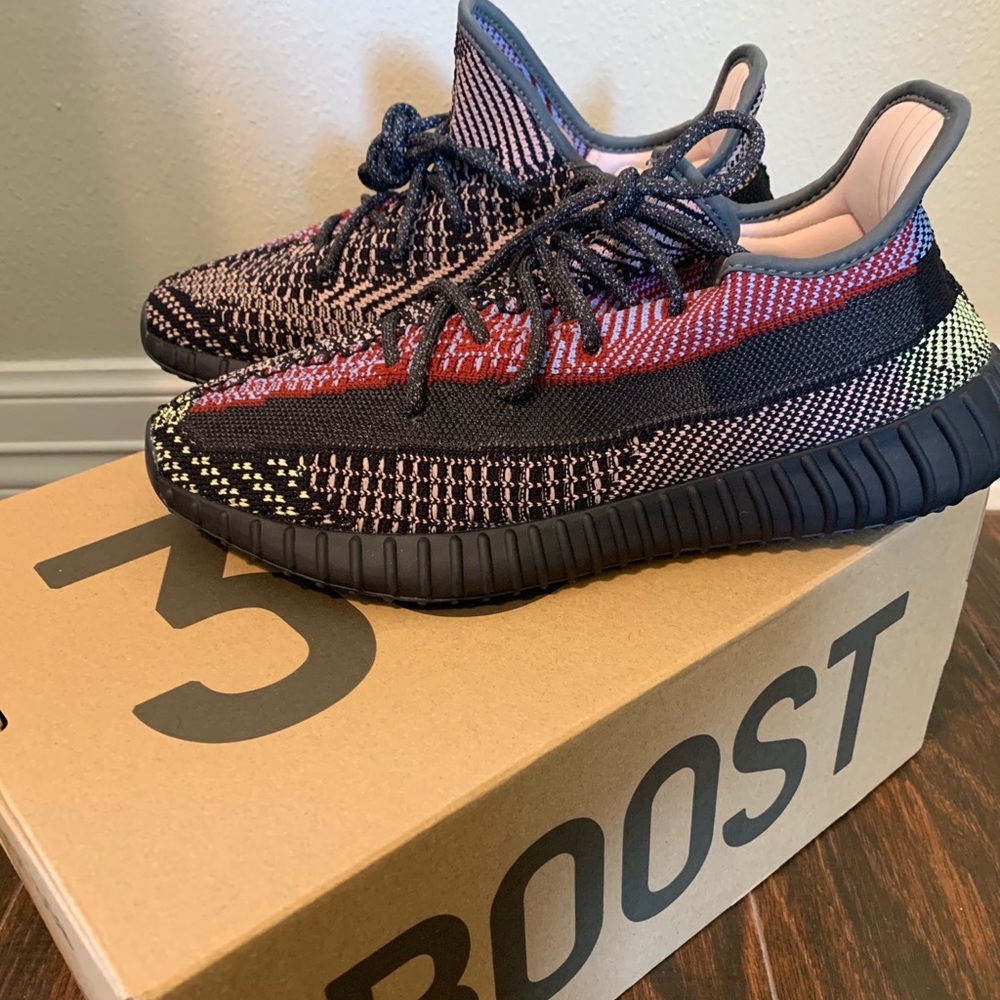 Brand New Men’s Yeezys Boost 350